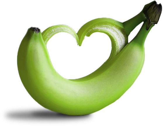 Banano verde en forma de corazon Banaplus, hecho con amor